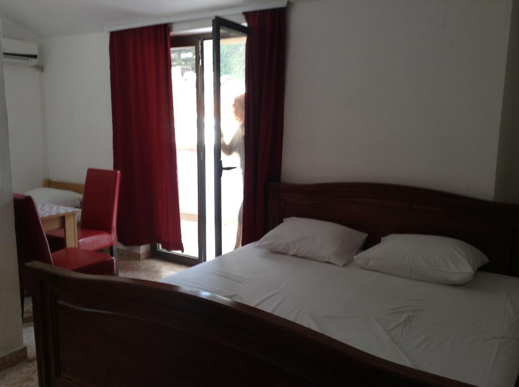Vila Tomovic Hotel Budva Exterior foto